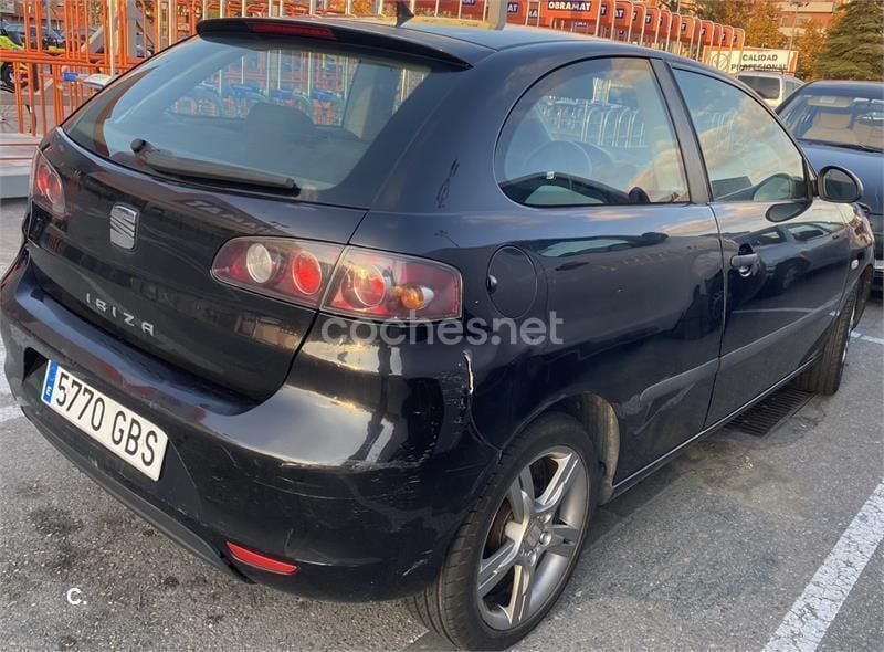 Usado Seat Ibiza 85 CV (62 kW) 2008 Negro Berlina