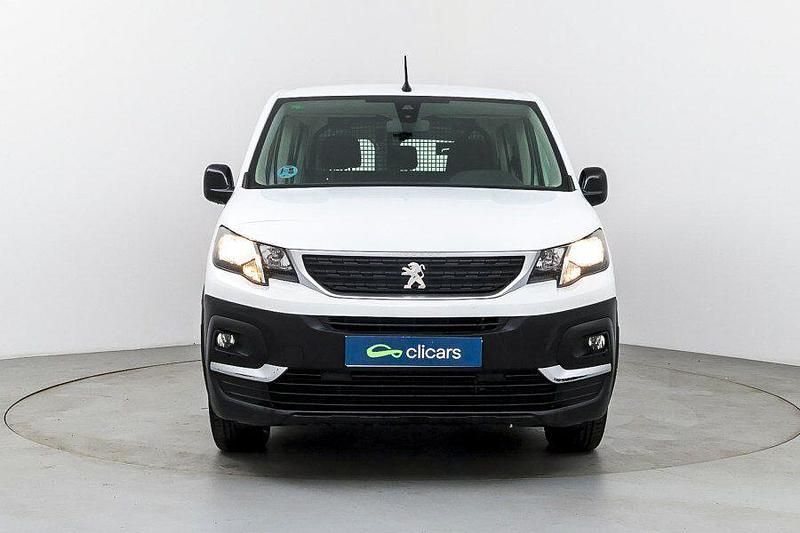 Usado Peugeot Rifter Active 130 CV (95 kW) 2021 Blanco Monovolumen