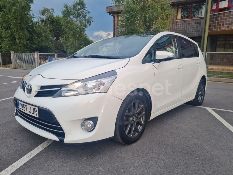Blanco Usado 2015 Toyota Verso Advance Monovolumen | 11.490 € (Precio justo) - Imagen 1/4