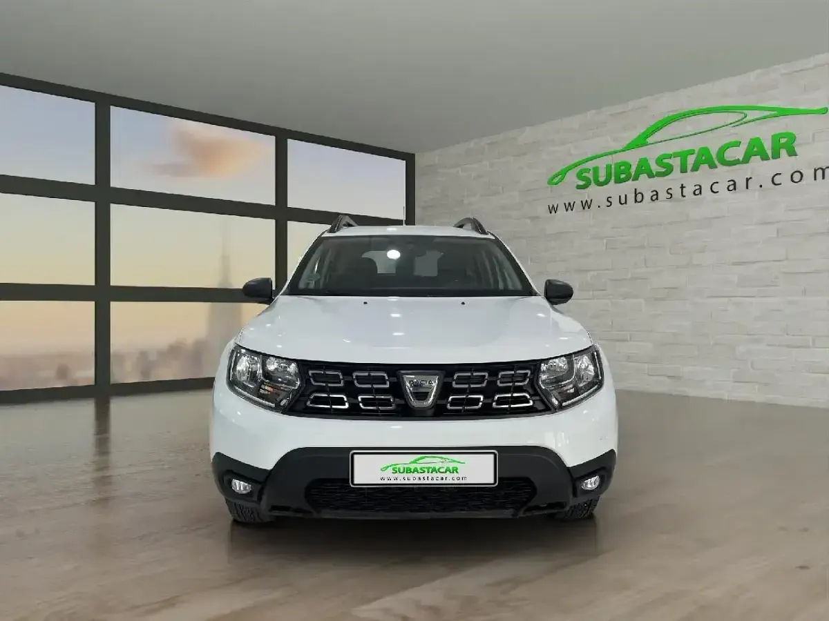 Begagnad Dacia Duster Comfort 115 HK (84 kW) 2021 Vit SUV