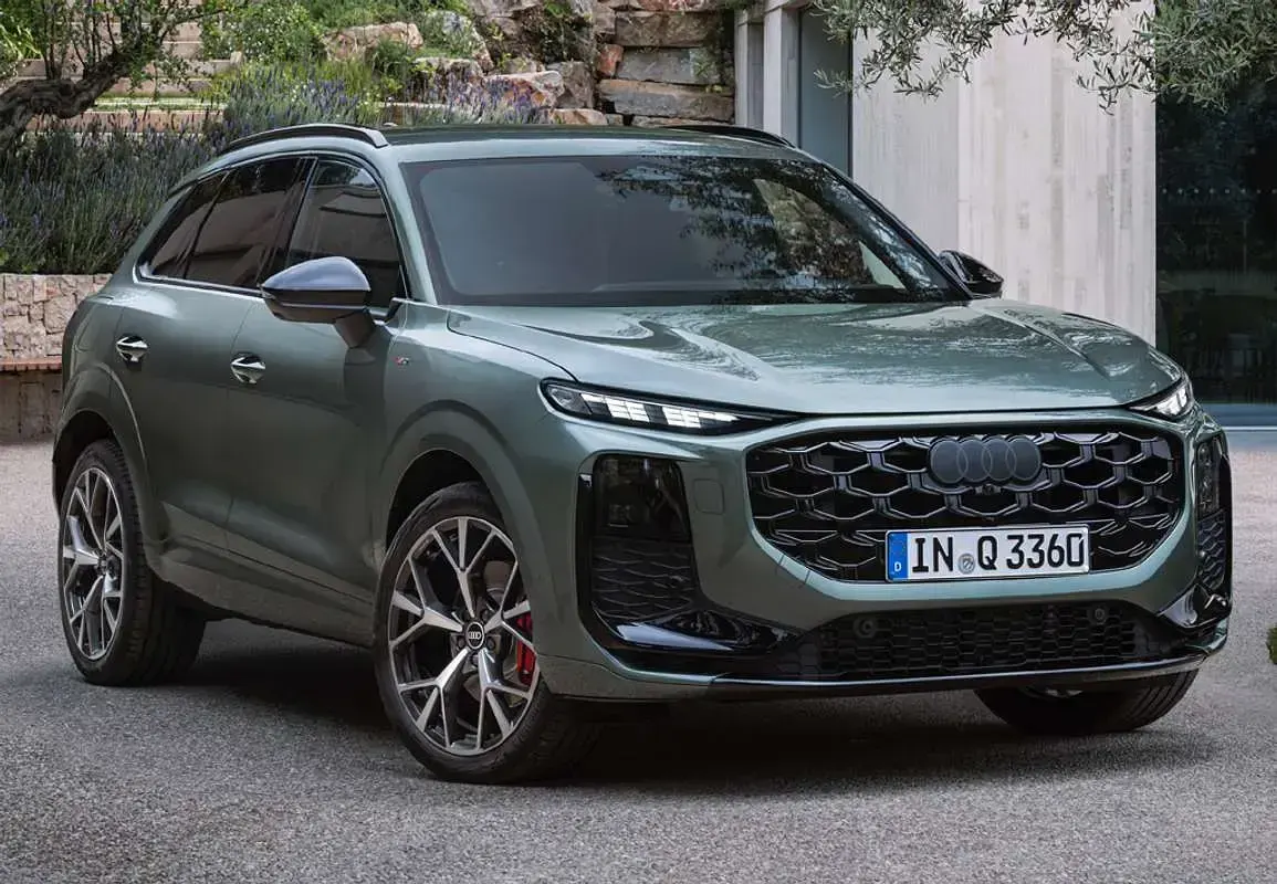 Usado Audi Q3 Premium 193 CV (141 kW) 2022 Gris SUV