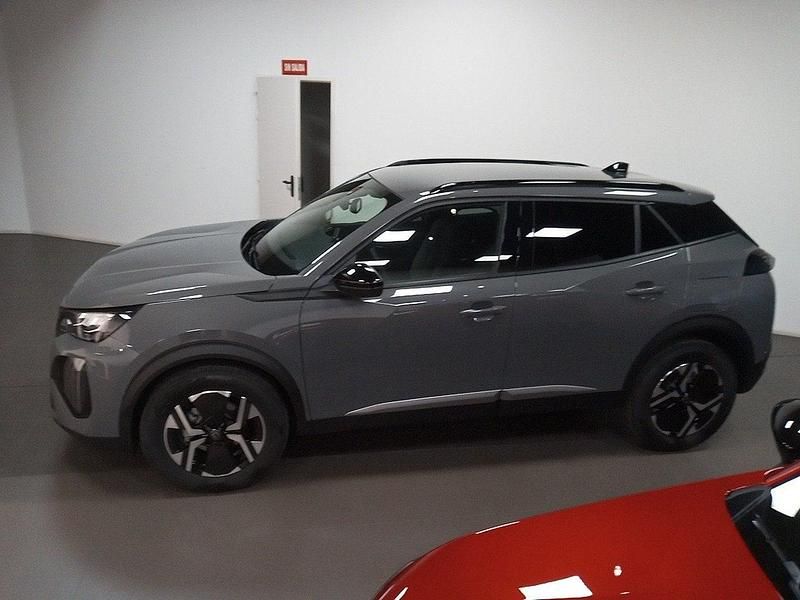 Nuevo Peugeot 2008 Allure 145 CV (106 kW) 2026 Gris SUV