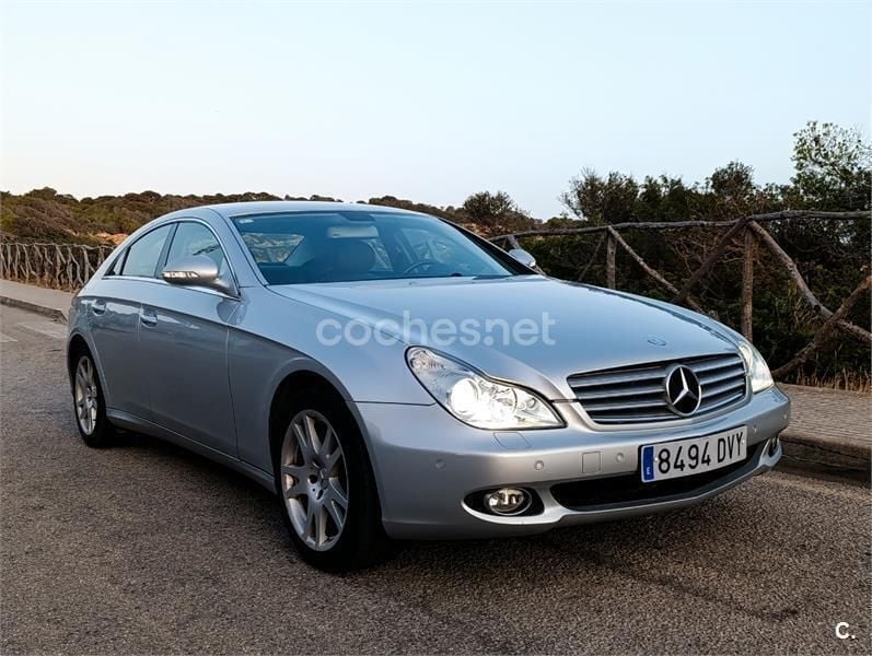 Usado Mercedes CLS350 272 CV (200 kW) 2006 Gris / plata Berlina