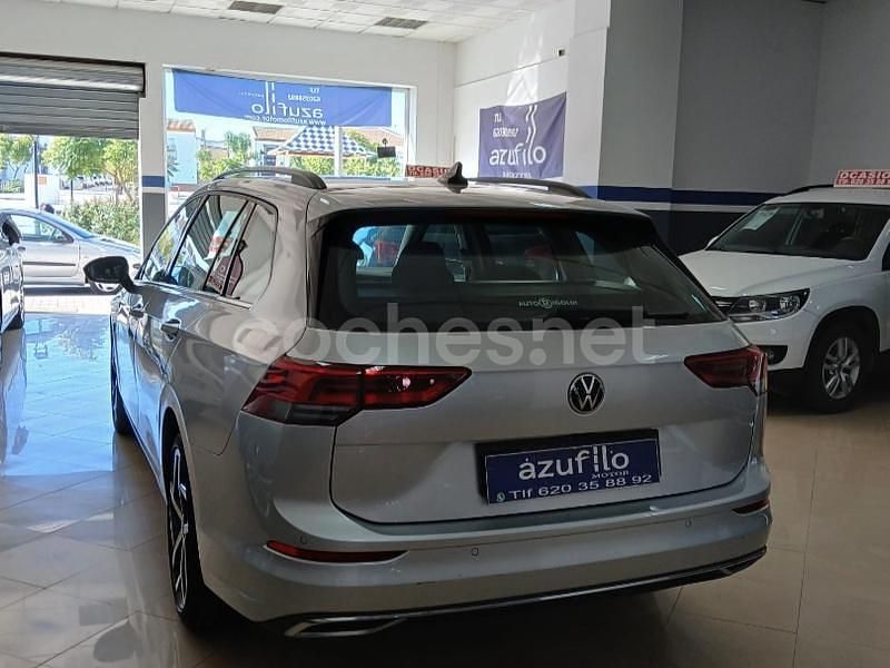 Usado VW Golf VIII R-line 150 CV (110 kW) 2022 Gris / plata Familiar