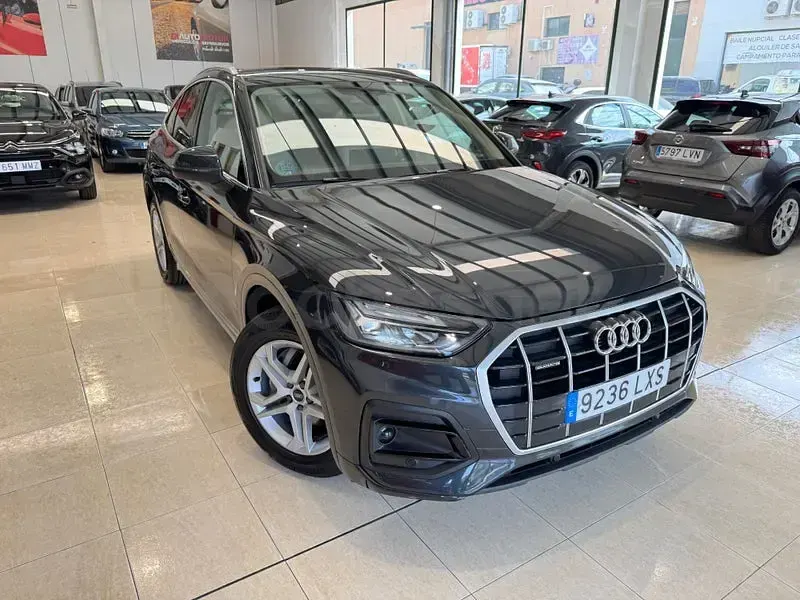 Usado Audi Q5 Sportback Advanced Plus 204 CV (150 kW) 2022 Gris / plata SUV