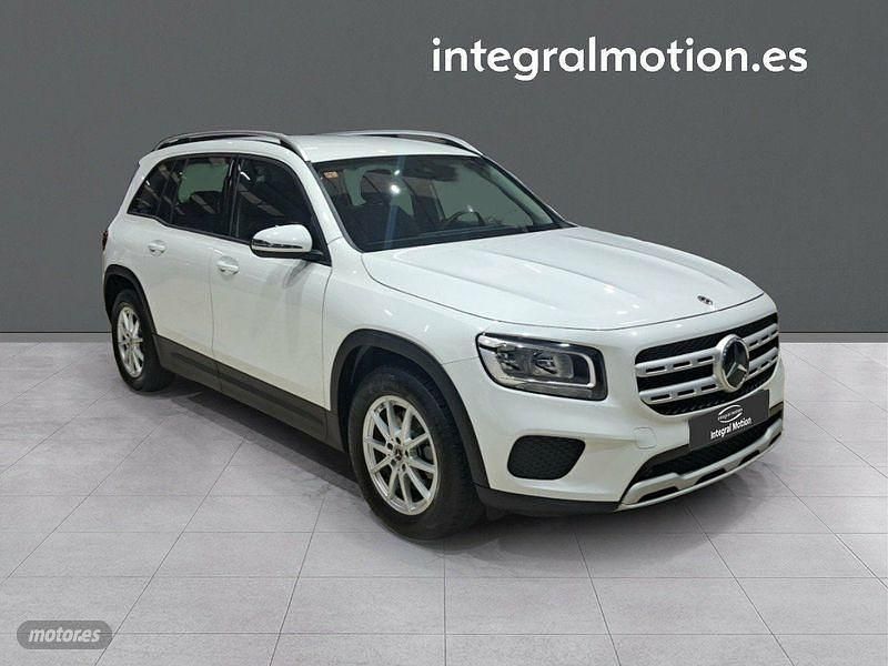 Usado Mercedes GLB180 113 CV (83 kW) 2021 Blanco SUV