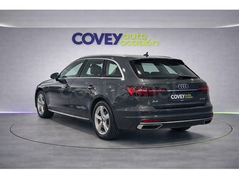 Usado Audi A4 Advanced Plus 163 CV (119 kW) 2022 Gris / plata Familiar
