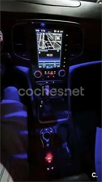 Usado Renault Talisman Zen 160 CV (117 kW) 2017 Azul Familiar