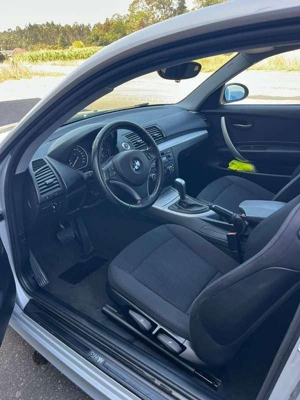 Usado BMW 120 Coupé 177 CV (130 kW) 2009 Gris Coupe