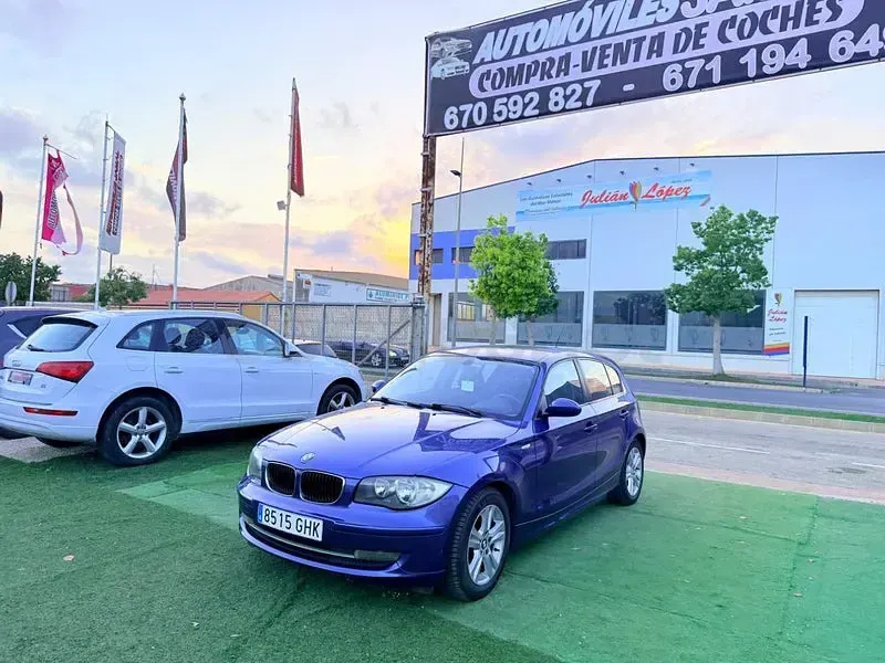 Usado BMW 118 143 CV (105 kW) 2008 Azul Utilitario