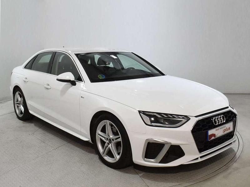 Usado Audi A4 S-Line 136 CV (100 kW) 2021 Blanco Berlina