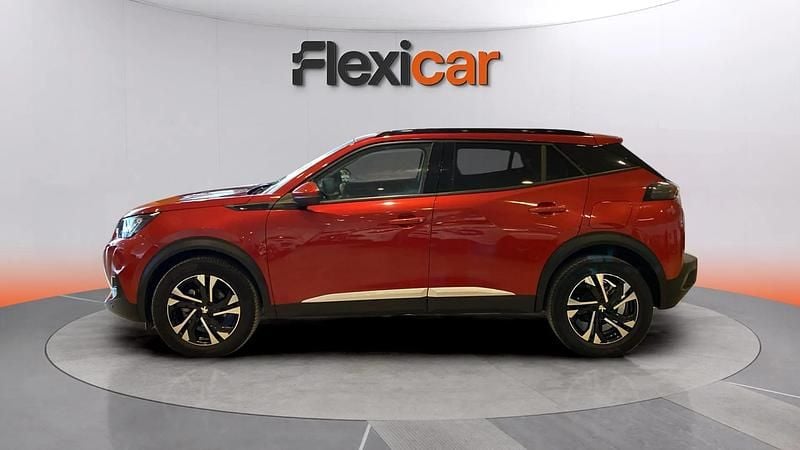 Usado Peugeot 2008 Allure 101 CV (74 kW) 2020 Granate SUV