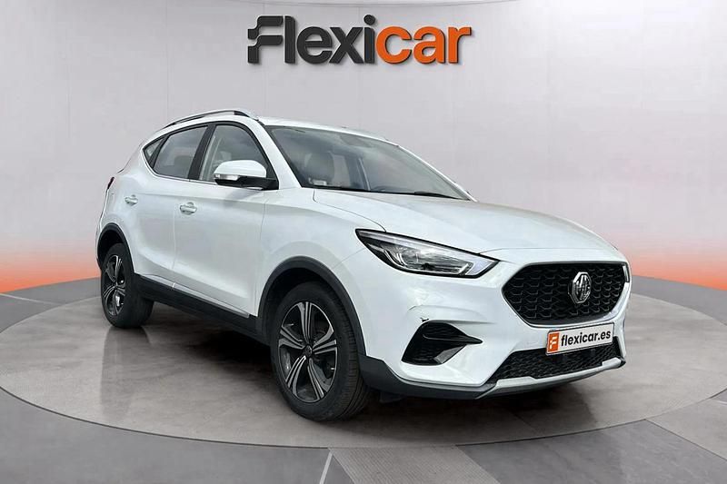 Blanco Usado 2022 MG ZS Comfort Berlina | 13.990 € (Buen precio) - Imagen 1/4