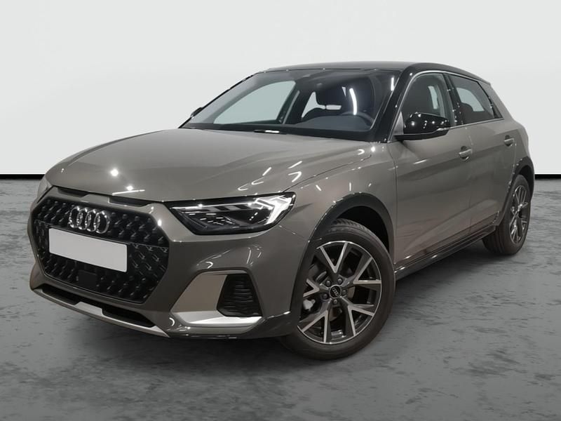 Usado Audi A1 116 CV (85 kW) 2025 Gris cronos metalizado / negro mito SUV