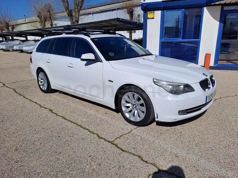 Usado BMW 520 177 CV (130 kW) 2009 Blanco Familiar