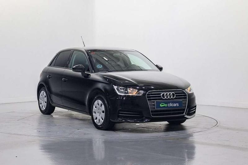 Usado Audi A1 Sportback Attraction 90 CV (66 kW) 2017 Negro Utilitario
