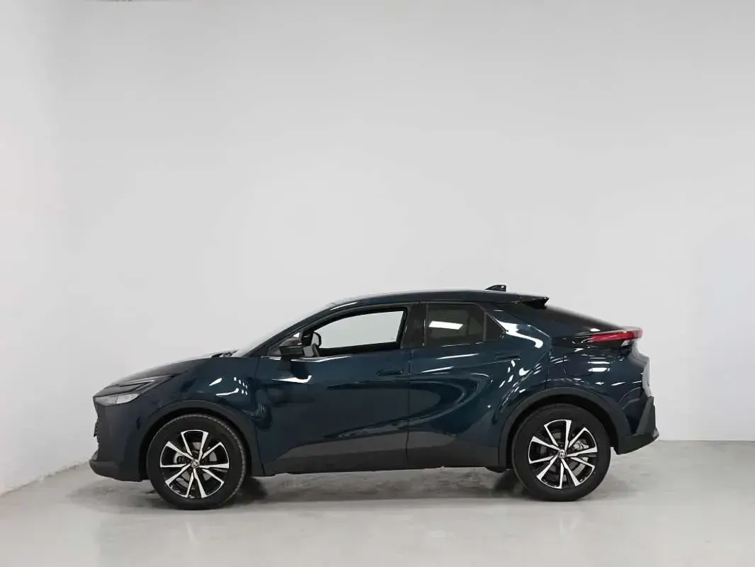 Usado Toyota C-HR Advance 140 CV (102 kW) 2024 Azul SUV