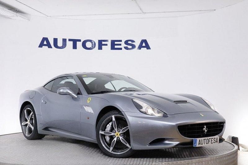Usado Ferrari California 490 CV (360 kW) 2015 Gris Descapotable