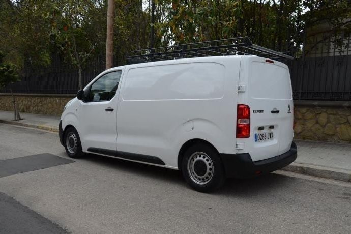 Usado Peugeot Expert S 115 CV (84 kW) 2017 Blanco Van