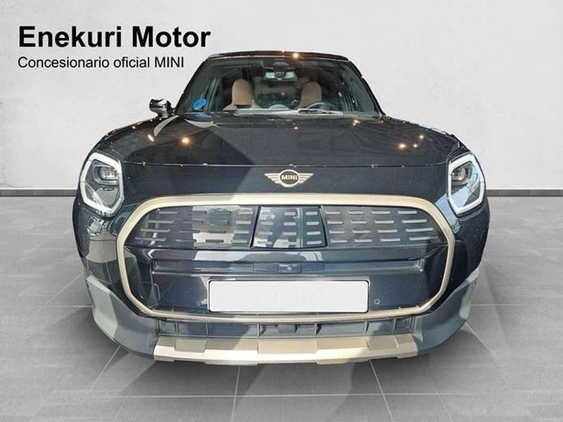 Usado Mini One Countryman Essential 150 kW (204 CV) 2024 Negro SUV