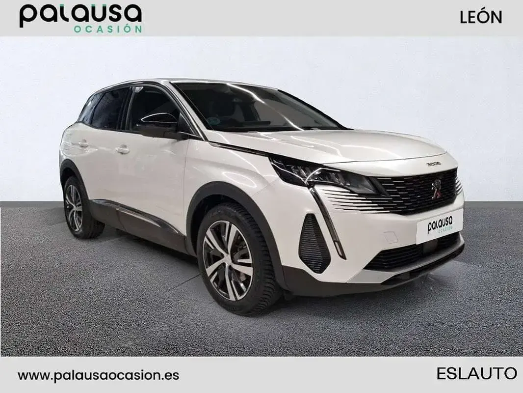 Usado Peugeot 3008 Allure 131 CV (96 kW) 2023 Blanco SUV