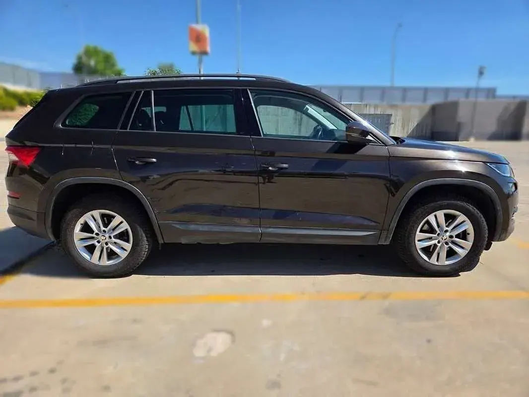 Usado Skoda Kodiaq Ambition 150 CV (110 kW) 2019 Marrón SUV