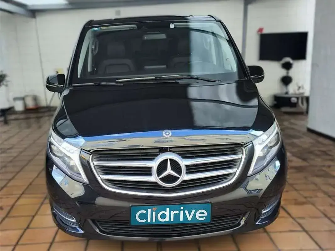 Usado Mercedes V250 Avantgarde 204 CV (150 kW) 2018 Negro Monovolumen