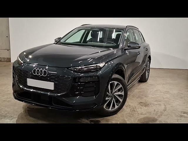 Usado Audi e-tron Sport 225 kW (306 CV) 2025 Gris SUV