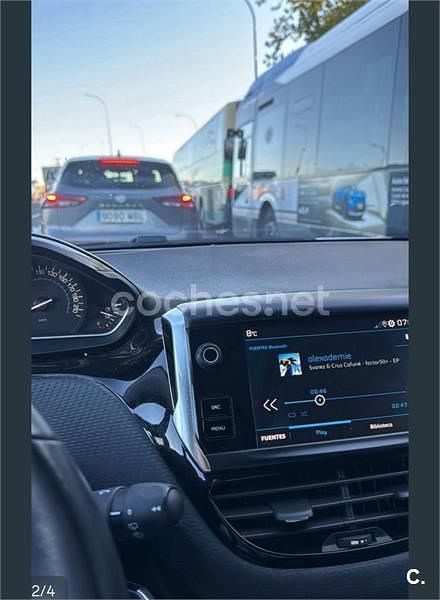 Usado Peugeot 2008 Crossway 110 CV (80 kW) 2019 Blanco SUV