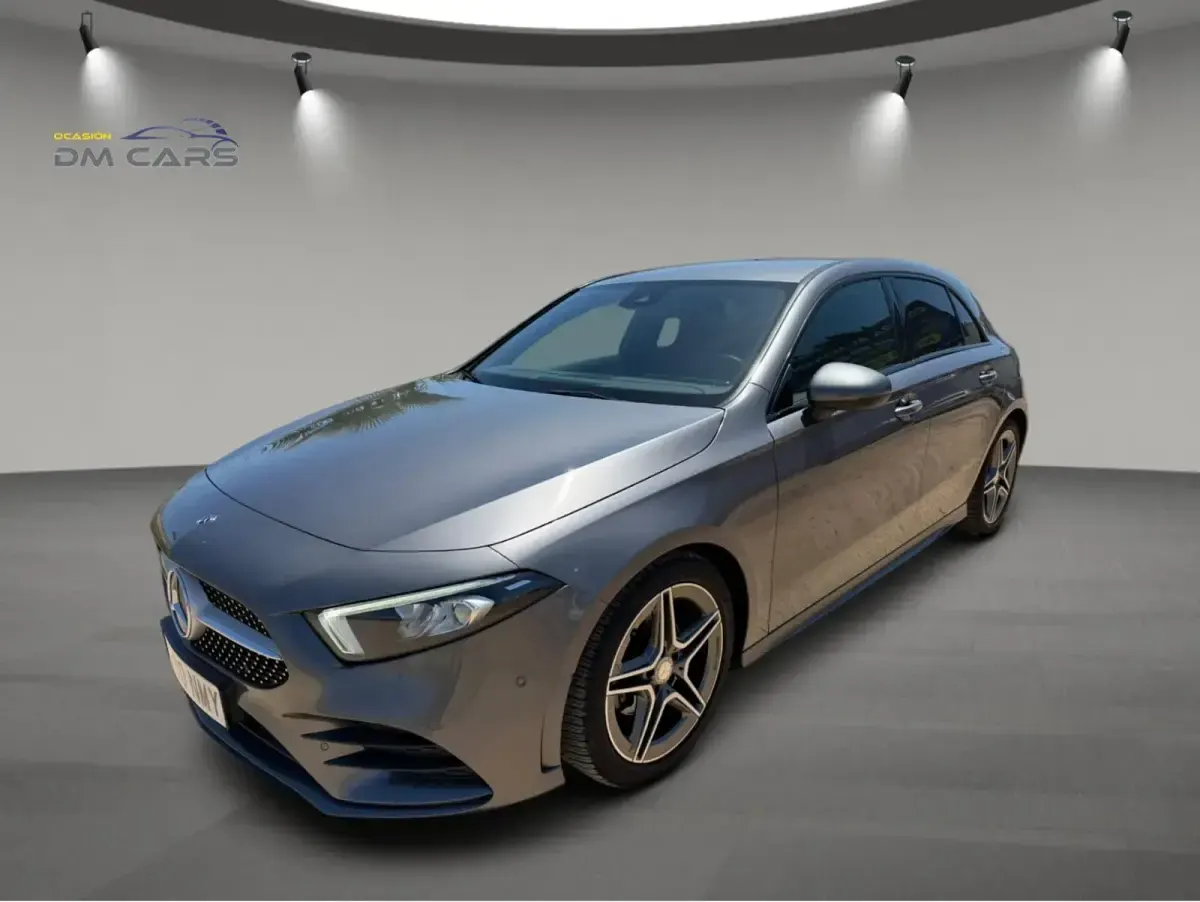 Usado Mercedes A180 AMG 136 CV (100 kW) 2019 Gris Berlina
