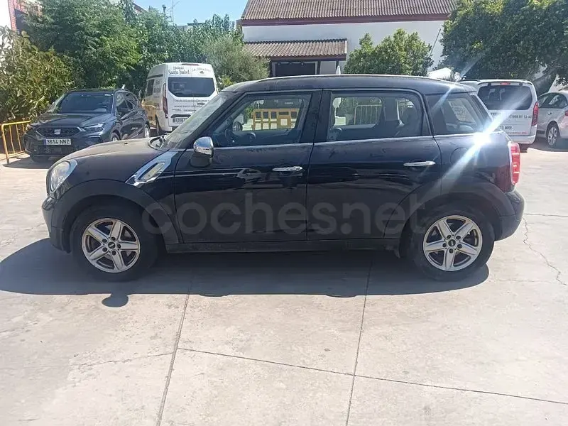 Usado Mini One Countryman 98 CV (72 kW) 2014 Azul SUV