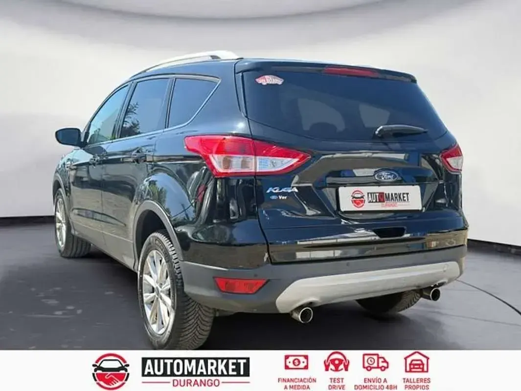 Usado Ford Kuga Titanium 120 CV (88 kW) 2016 Negro SUV