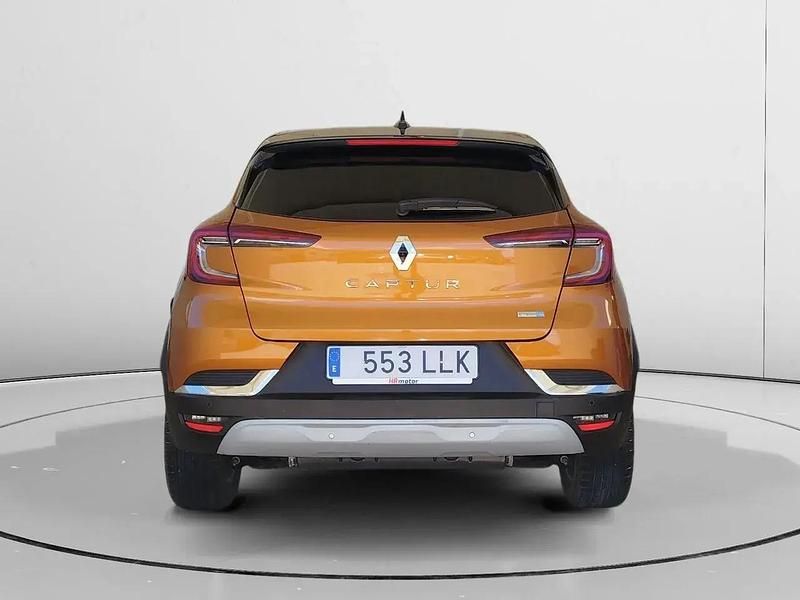 Usado Renault Captur Zen 160 HP (117 kW) 2020 Laranja SUV