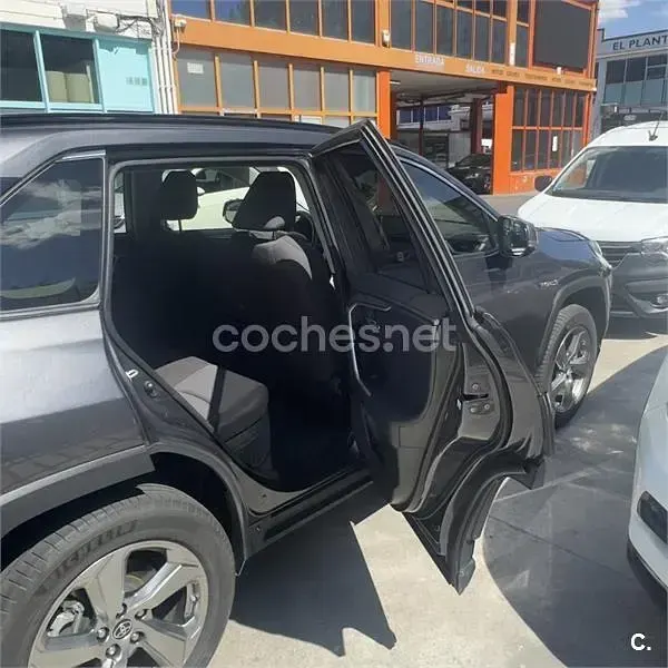 Usado Toyota RAV4 Hybrid Advance 218 CV (160 kW) 2021 Gris / plata SUV