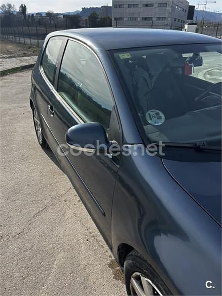 Usado VW Golf IV Trendline 105 CV (77 kW) 2005 Azul Berlina