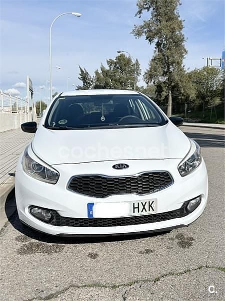 Usado Kia Ceed GT 90 CV (66 kW) 2014 Blanco Berlina