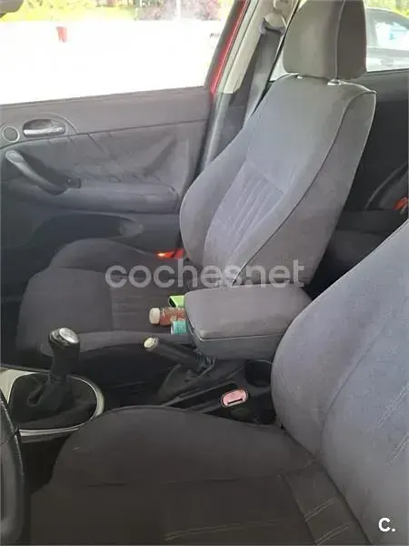 Usado Alfa Romeo 147 105 CV (77 kW) 2007 Rojo Utilitario