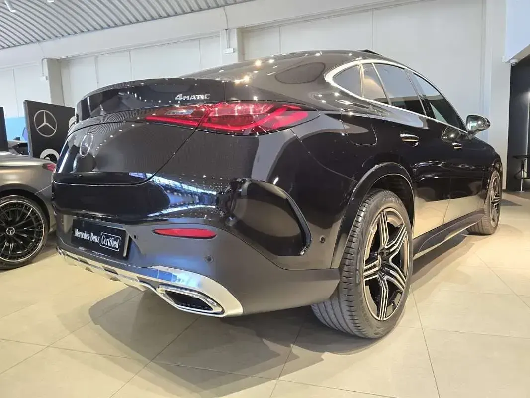 Usado Mercedes GLC220 197 CV (144 kW) 2024 Negro SUV