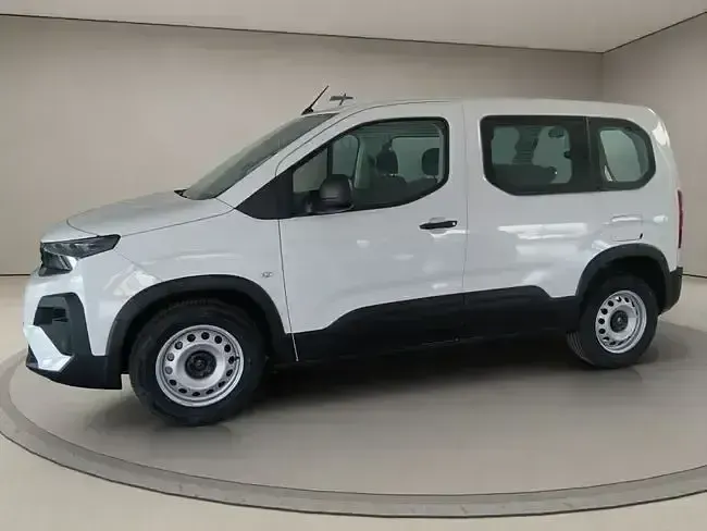 Nuevo Peugeot Rifter Business-Line 99 CV (72 kW) 2025 Blanco Monovolumen