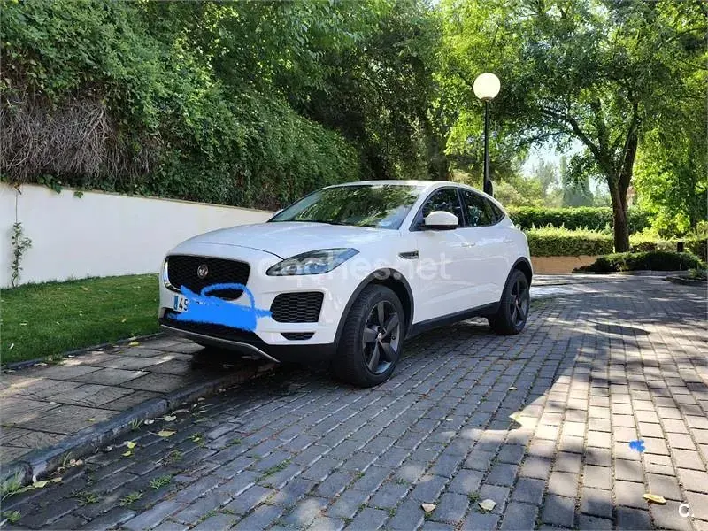 Usado Jaguar E-Pace R-Dynamic 150 CV (110 kW) 2019 Blanco SUV
