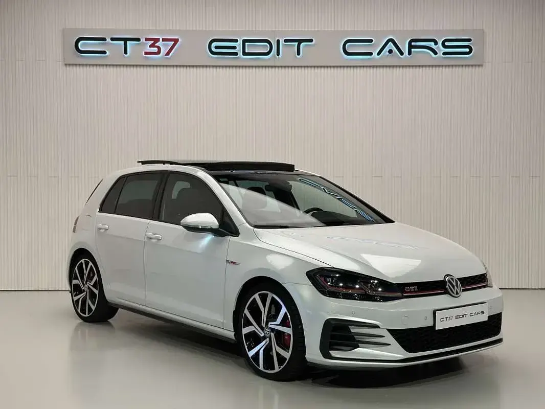 Usado VW Golf VIII GTI 245 CV (180 kW) 2020 Blanco Utilitario