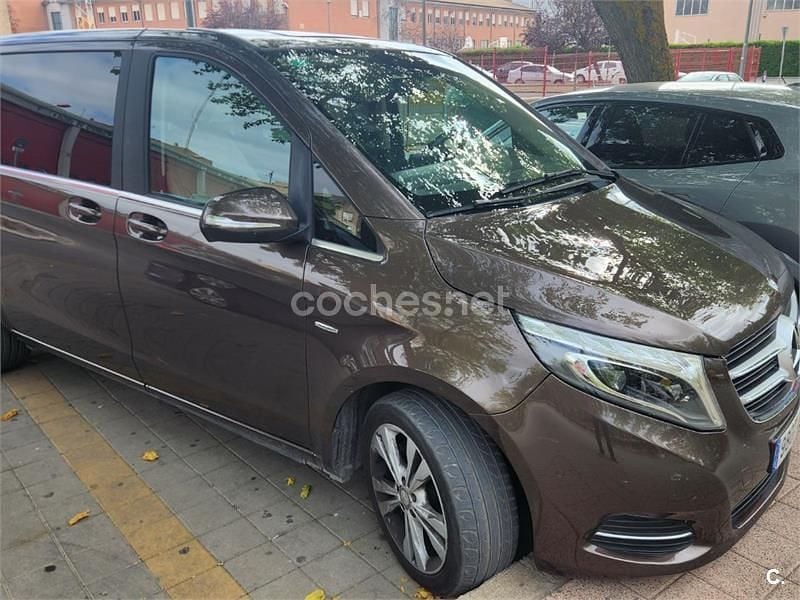 Usado Mercedes V250 Edition 1 190 CV (139 kW) 2015 Marrón Monovolumen
