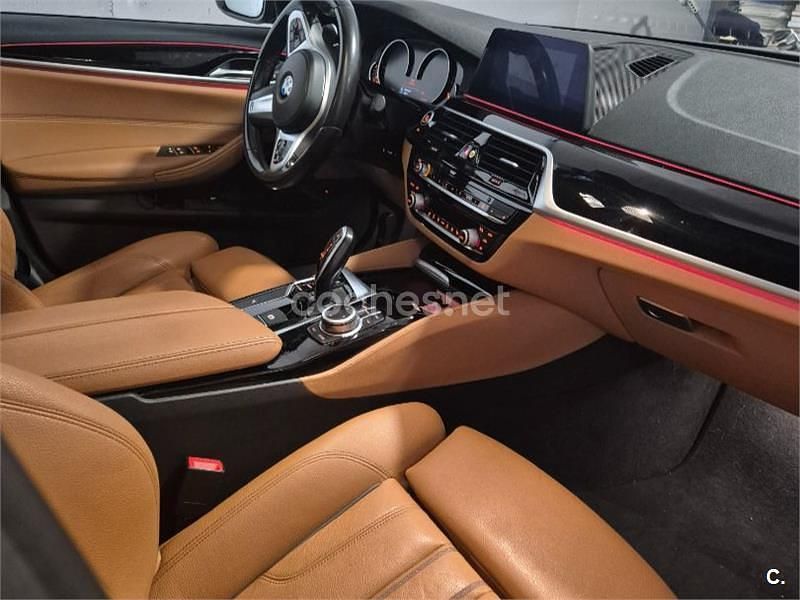 Usado BMW 530 265 CV (194 kW) 2020 Negro Familiar