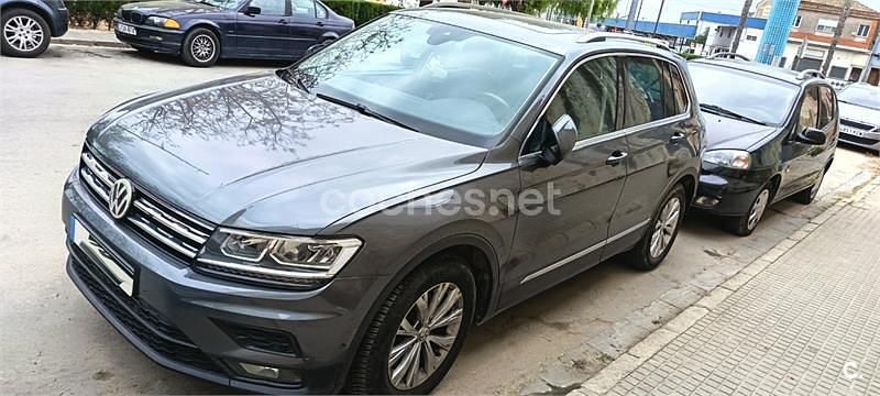 Usado VW Tiguan Edition 125 CV (91 kW) 2018 Gris / plata SUV