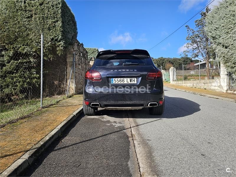 Usado Porsche Cayenne Platinum Edition 245 CV (180 kW) 2012 Negro SUV