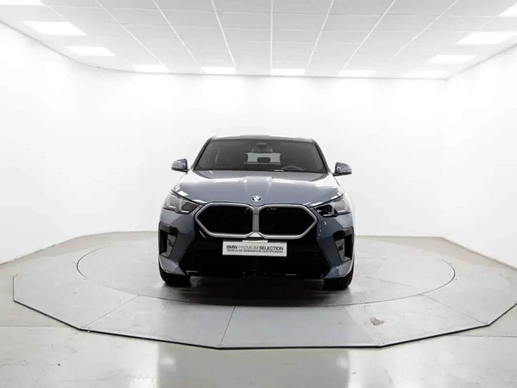 Usado BMW X2 170 CV (125 kW) 2026 Gris SUV