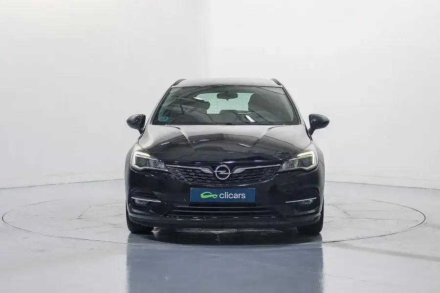Usado Opel Astra S 105 CV (77 kW) 2021 Negro Familiar