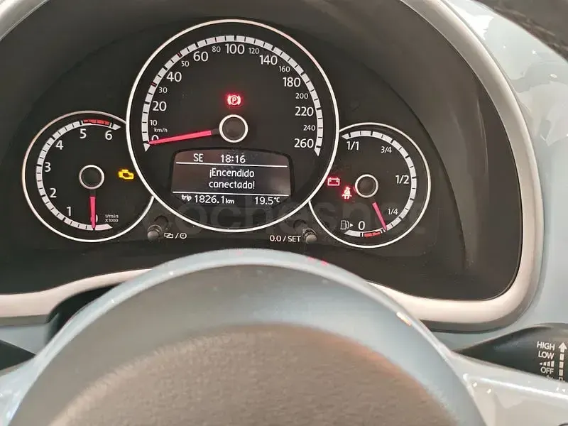 Usado VW Beetle R-line 140 CV (102 kW) 2014 Azul Utilitario