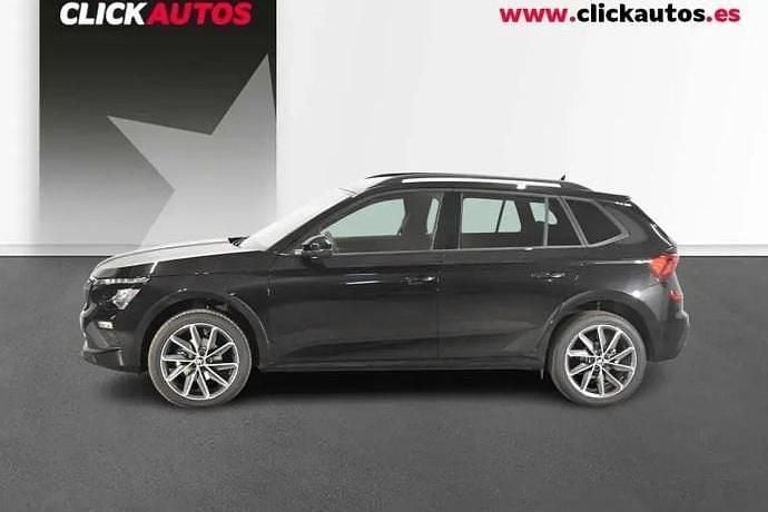 Usado Skoda Kamiq Sport 150 CV (110 kW) 2025 Plata SUV
