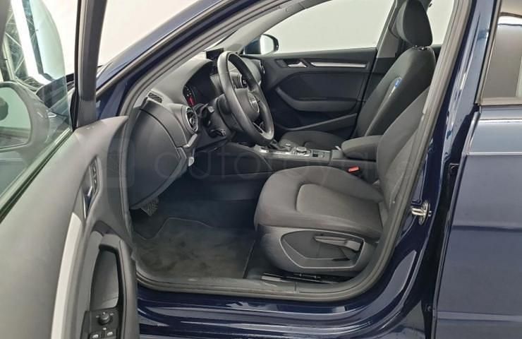 Usado Audi A3 Business 116 CV (85 kW) 2020 Azul